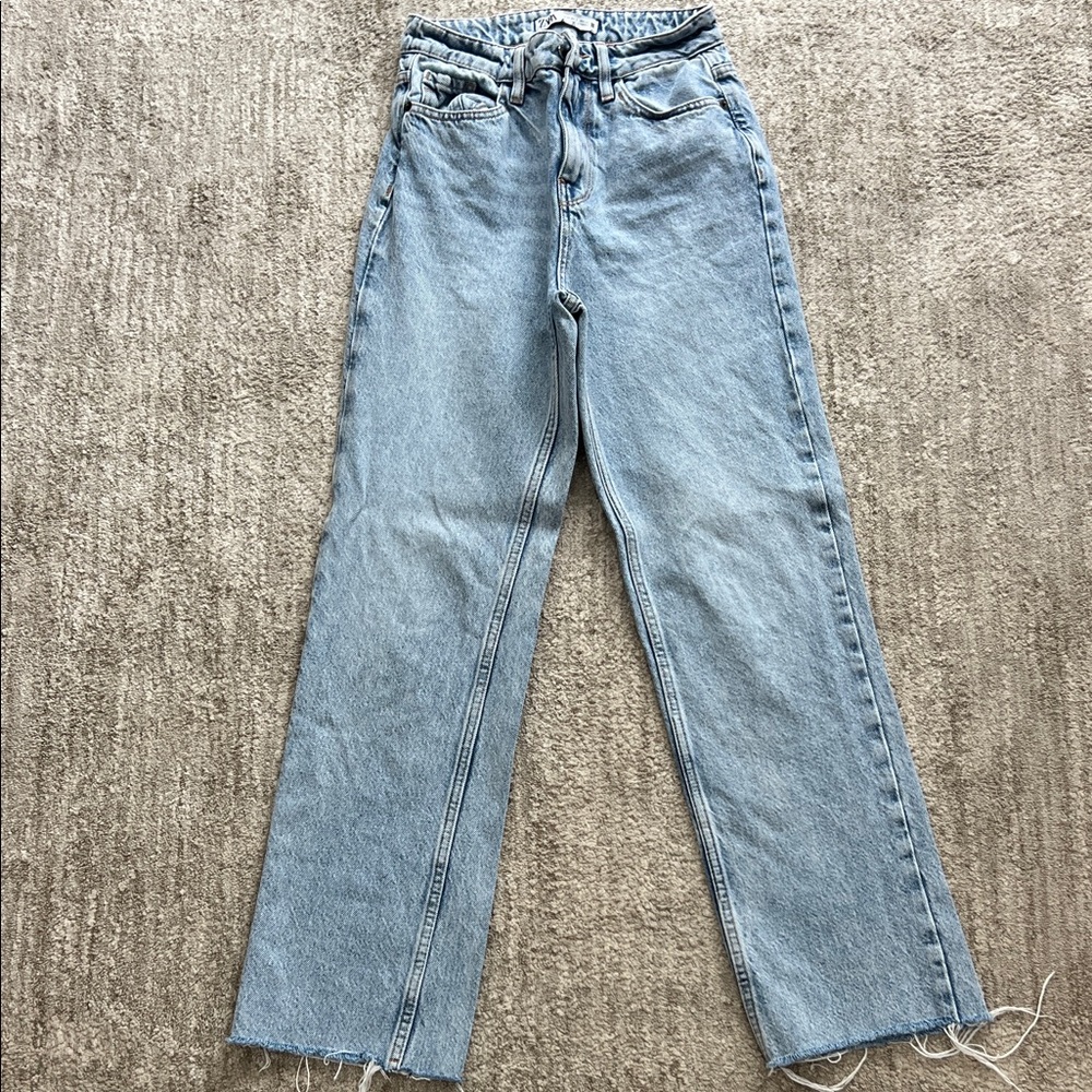 Zara Straight Leg Jeans Size 2